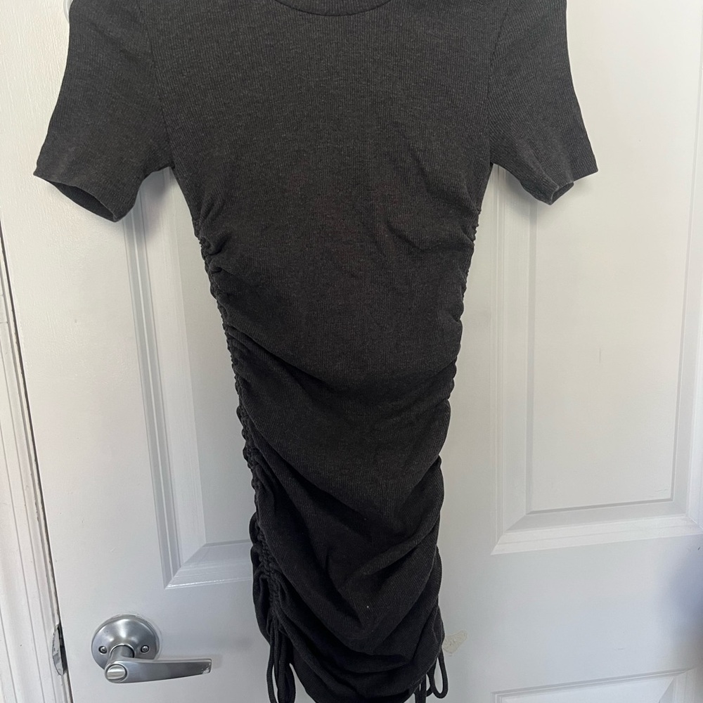 Zara Gray Ribbed Knit Top - Picture 2 of 3